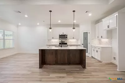 2041 Mercer Street, Nolanville, TX 76559 - Photo 8