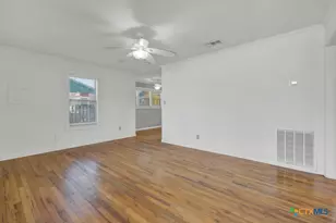 264 Cross River St, New Braunfels, TX 78130 - Photo 8