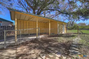 264 Cross River St, New Braunfels, TX 78130 - Photo 22