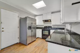 264 Cross River St, New Braunfels, TX 78130 - Photo 12