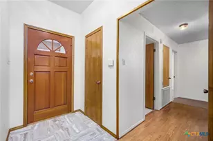 714 Cedar Pkwy, Seguin, TX 78155 - Photo 14