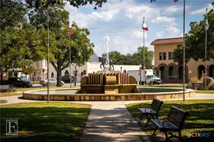 714 Cedar Pkwy, Seguin, TX 78155 - Photo 44