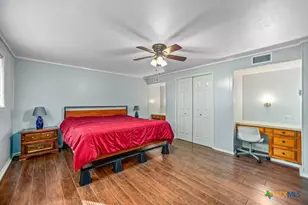 407 Robinson St, Edna, TX 77957 - Photo 30