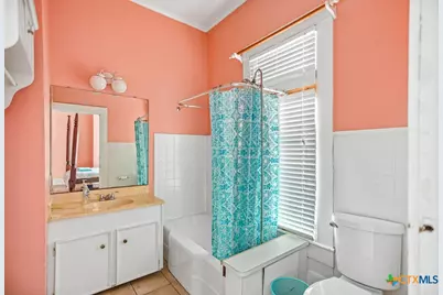 407 Robinson Street, Edna, TX 77957 - Photo 26