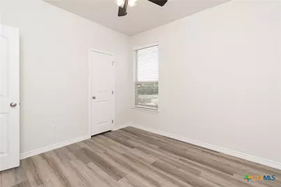121 Leon Street #B, Copperas Cove, TX 76522 - Photo 8