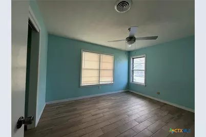 2301 McPherson Drive, Port Lavaca, TX 77979 - Photo 12