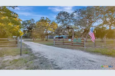 413 Private Road 1051, Hallettsville, TX 77964 - Photo 1