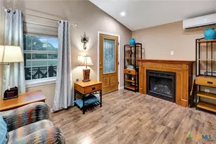 413 Private Rd 1051, Hallettsville, TX 77964 - Photo 4