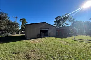 902 Joplin, Victoria, TX 77904 - Photo 38