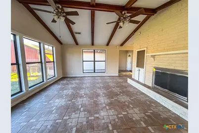 902 Joplin, Victoria, TX 77904 - Photo 12