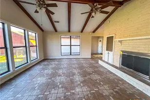 902 Joplin, Victoria, TX 77904 - Photo 12