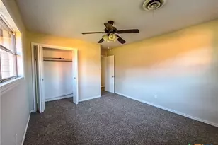 902 Joplin, Victoria, TX 77904 - Photo 26