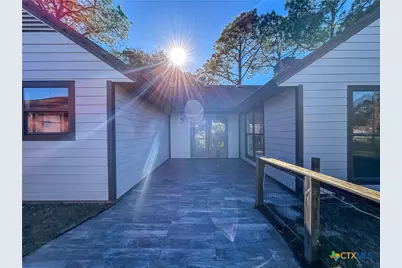 902 Joplin, Victoria, TX 77904 - Photo 30