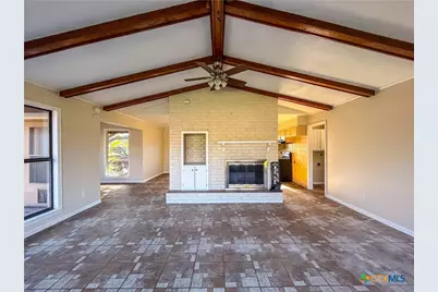 902 Joplin, Victoria, TX 77904 - Photo 14