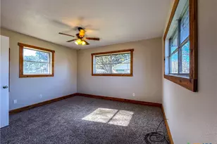 902 Joplin, Victoria, TX 77904 - Photo 20