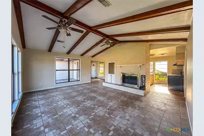 902 Joplin, Victoria, TX 77904 - Photo 12
