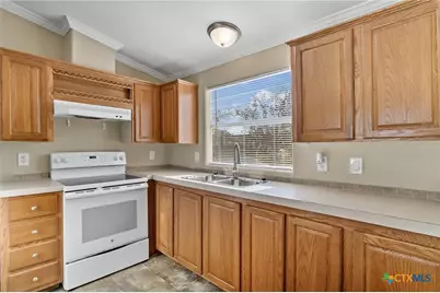 705 Peabody Street, Edna, TX 77957 - Photo 10