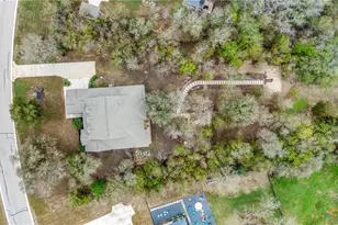 132 Raptor Beak Wy, Cedar Creek, TX 78612 - Photo 10