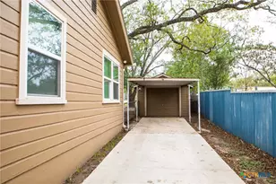 206 N Arnold St, Lampasas, TX 76550 - Photo 4