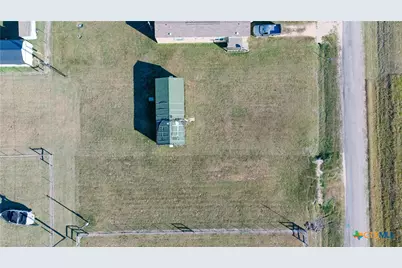 1306 W Ben Tindall Avenue, Seadrift, TX 77983 - Photo 1