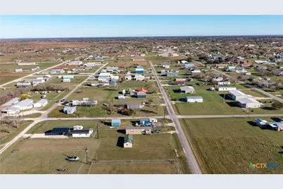 1306 W Ben Tindall Avenue, Seadrift, TX 77983 - Photo 18