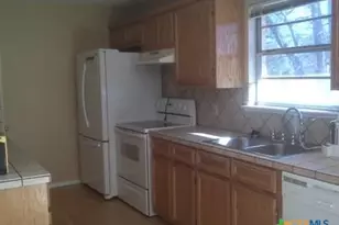 708 Stewart St, Killeen, TX 76541 - Photo 4