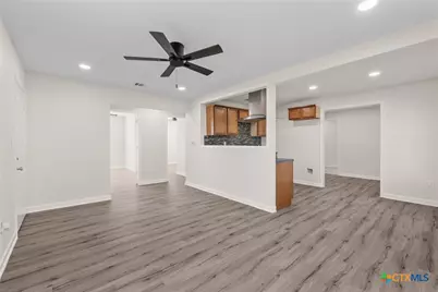 1308 S 45th Street, Temple, TX 76504 - Photo 2