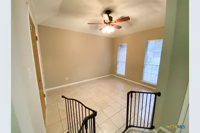 209 Ashland Creek, Victoria, TX 77901 - Photo 12