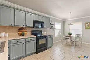 2126 Wiltshire Dr, New Braunfels, TX 78130 - Photo 12