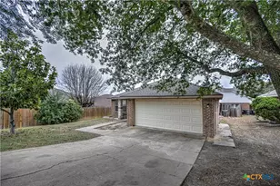 1319 N 12th St, Temple, TX 76501 - Photo 2