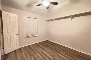 704 Pennsylvania Ave, Victoria, TX 77904 - Photo 10