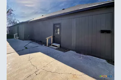 1113 W Downs Avenue, Temple, TX 76504 - Photo 2