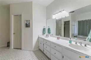 700 Arrowhead Dr, Salado, TX 76571 - Photo 16