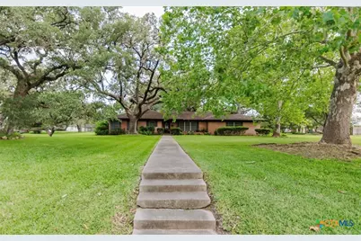 1209 Moss Lane, Cuero, TX 77954 - Photo 2