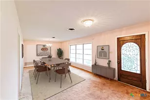 1209 Moss Ln, Cuero, TX 77954 - Photo 12