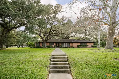 1209 Moss Lane, Cuero, TX 77954 - Photo 2