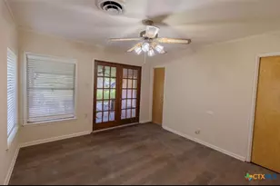 1209 Moss Ln, Cuero, TX 77954 - Photo 18