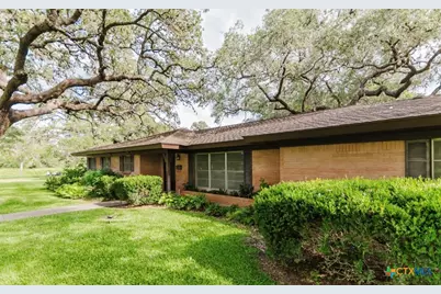 1209 Moss Lane, Cuero, TX 77954 - Photo 32