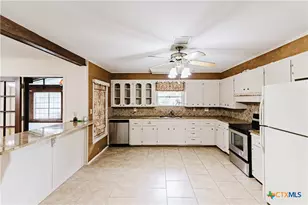 1209 Moss Ln, Cuero, TX 77954 - Photo 24