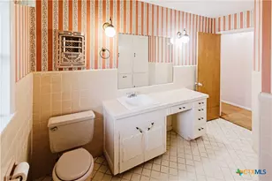 1209 Moss Ln, Cuero, TX 77954 - Photo 18