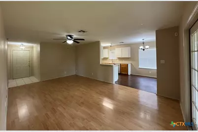 102 Clydesdale Lane, Victoria, TX 77904 - Photo 2