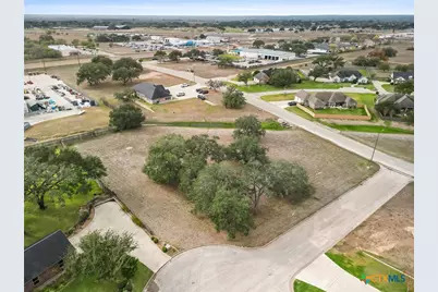 101 & 103 Pin Oak Circle, Cuero, TX 77954 - Photo 10