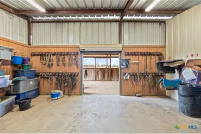 452 County Road 470, Chilton, TX 76632 - Photo 40