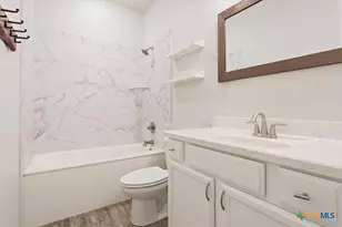 720 Holstein Dr, Belton, TX 76513 - Photo 20