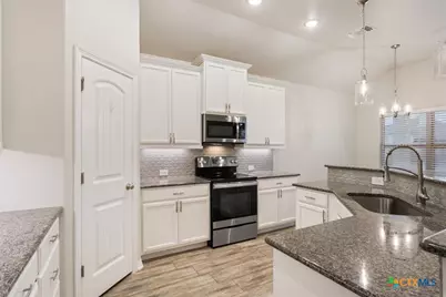 720 Holstein Drive, Belton, TX 76513 - Photo 10