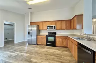 916 Gentry Dr, Leander, TX 78641 - Photo 10