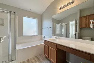 916 Gentry Dr, Leander, TX 78641 - Photo 22