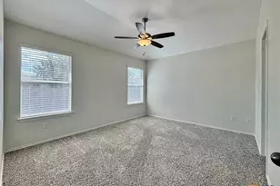 916 Gentry Dr, Leander, TX 78641 - Photo 18