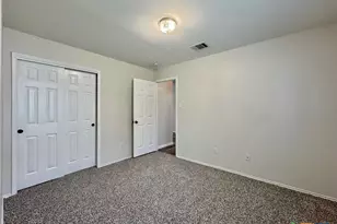 916 Gentry Dr, Leander, TX 78641 - Photo 14