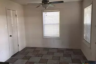 419 Tomahawk Dr, Harker Heights, TX 76548 - Photo 8